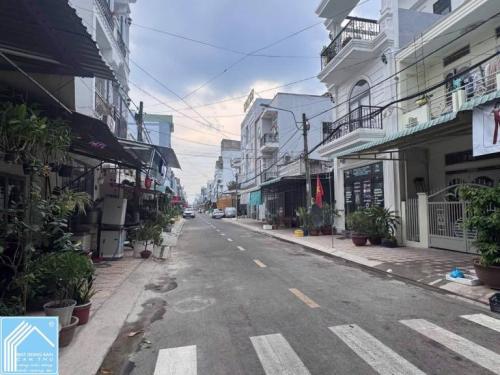 Nhà đường Phan Huy Chú Gần trường Đại Học Y Dược - Chợ An Khánh