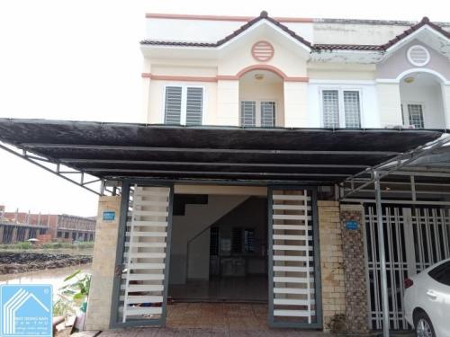 Nhà góc kỹ thuật khu dân cư Hoàng Quân, Cái Răng, Cần Thơ Nhà góc kỹ thuật khu dân cư Hoàng Quân, Cái Răng, Cần Thơ