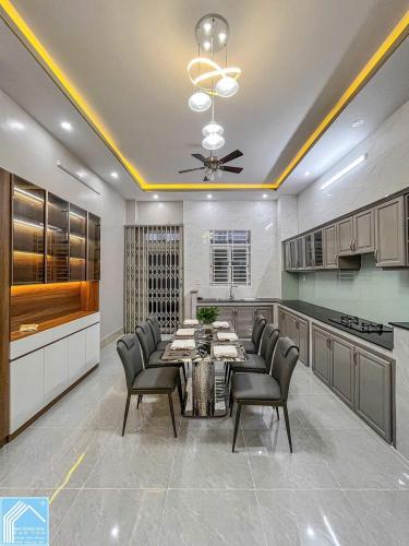 NHÀ KHU THỚI NHỰT 2 -KẾ ĐẠI HỌC Y DƯỢC CẦN THƠ.