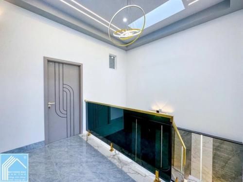 NHÀ LẦU ĐÚC XÂY MỚI RẤT ĐẸP | FULL NỘI THẤT KDC CỬU LONG KẾ BÊN ĐH Y DƯỢC - KDC AN NINH ỔN ĐỊNH