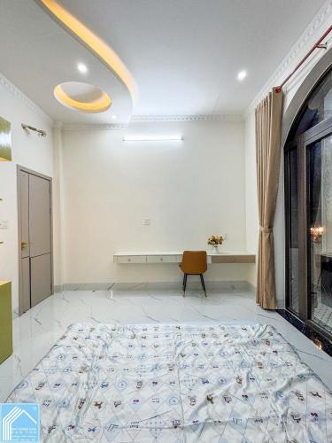 NHÀ LẦU HẺM 388 NGUYỄN VĂN CỪ - CÁCH LỘ 100M