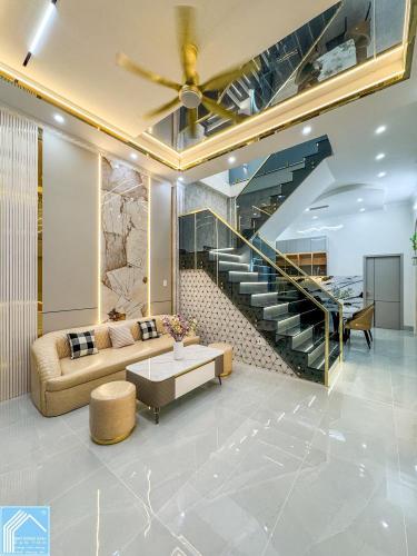 NHÀ LẦU HẺM 388 NGUYỄN VĂN CỪ - CÁCH LỘ 100M