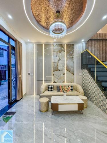 NHÀ LẦU HẺM 7 NGUYỄN VĂN LINH - 5 PHÒNG NGỦ - CÓ GARA Ô TÔ