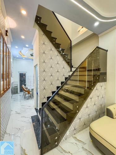 NHÀ LẦU HẺM 876 TRẦN NAM PHÚ NGANG 4 DÀI 15 ĐÃ HOÀN CÔNG