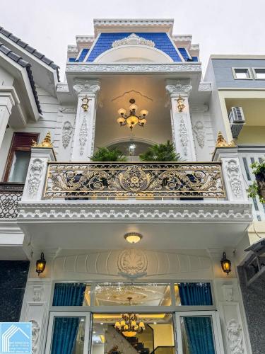 NHÀ LẦU KHU TIỂU DỰ ÁN NHI ĐỒNG - GẦN ĐH NAM CẦN THƠ VÀ FPT