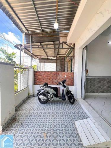 Nhà Mặt tiền đường Hoa Viên - Nay là Đường Trần Nam Phú nối dài, P.Tân An Mới