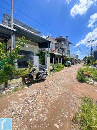 Nhà Mặt tiền đường Hoa Viên - Nay là Đường Trần Nam Phú nối dài, P.Tân An Mới