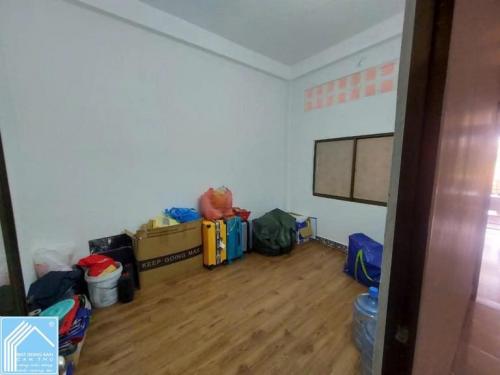 Nhà Mặt tiền đường Võ Thị Sáu - đoạn Ngô Quyền & Nguyễn Trãi - Bên hông Trường Châu Văn Liêm