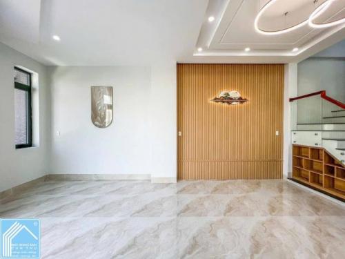 Nhà mới 1 trệt 2 lầu góc 2 mặt tiền đối diện khu Biệt Thự đường B9 KDC Phú An, Cái Răng, Cần Thơ 