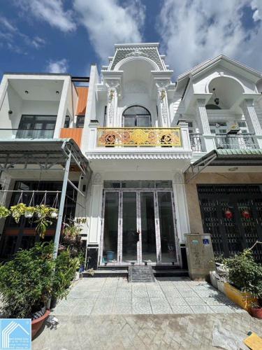 NHÀ MỚI 100% KHU TIỂU DỰ ÁN - PHƯỜNG LONG TUYỀN TP CẦN THƠ 64m2 GIÁ 3 TỶ 990