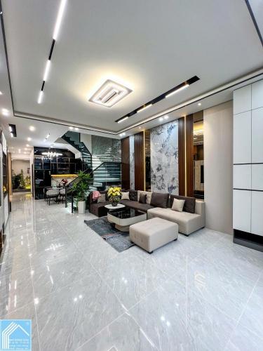 NHÀ MỚI HOÀN THIỆN 2 LẦU - ĐƯỜNG D15 - KDC HỒNG LOAN - DT: 5 ×17 - GIÁ: 5,8 tỉ ( Thương Lượng)
