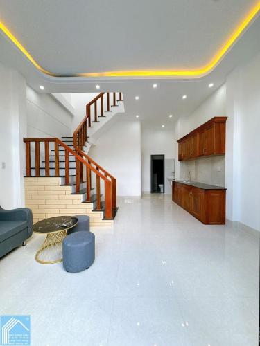  NHÀ MỚI HOÀN THIỆN – HẺM 311 NGUYỄN VĂN CỪ GIÁ CHỈ: 2 TỶ 860 TRIỆU 