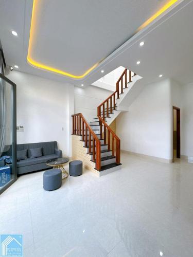  NHÀ MỚI HOÀN THIỆN – HẺM 311 NGUYỄN VĂN CỪ GIÁ CHỈ: 2 TỶ 860 TRIỆU 