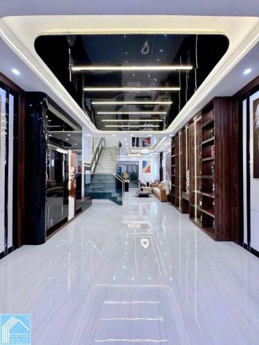 NHÀ PHỐ 1 TRỆT 2 LẦU - TRỤC CHÍNH ĐƯỜNG D1 KDC HỒNG LOAN - THÀNH PHỐ CẦN THƠ 