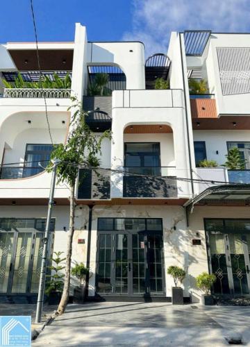 NHÀ PHỐ 3 TẦNG FULL NỘI THẤT HIỆN ĐẠI ĐƯỜNG D35 KẾ D13- KDC HỒNG LOAN 6A NHÀ PHỐ 3 TẦNG FULL NỘI THẤT HIỆN ĐẠI ĐƯỜNG D35 KẾ D13- KDC HỒNG LOAN 6A