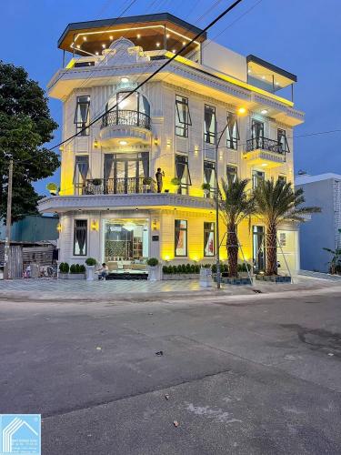 NHÀ PHỐ 4 TẦNG CÓ SÂN THƯỢNG. GÓC 2 MẶT TIỀN ĐƯỜNG D17 & D14 KDC HỒNG LOAN - CÁI RĂNG - TP CẦN THƠ 