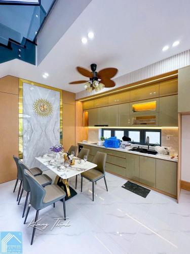NHÀ PHỐ TUYỆT ĐẸP CÓ HẺM KĨ THUẬT BÊN HÔNG CỰC THOÁNG - KDC HỒNG LOAN  