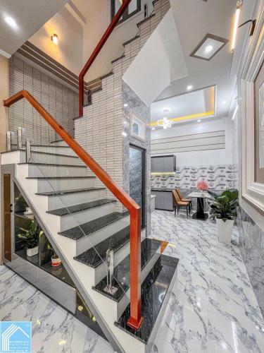 NHÀ TRỆT 2 LẦU XÂY MỚI THIẾT KẾ HIỆN ĐẠI - ĐƯỜNG SỐ 26 KDC THỚI NHỰT 1