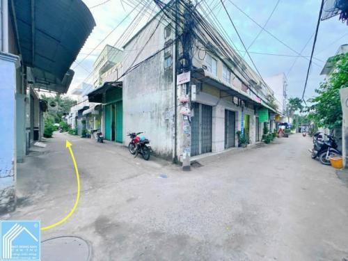 NHÀ TRỆT DIỆN TÍCH RỘNG GẦN 130M2 - CAO RÁO- H. 876 TRẦN NAM PHÚ