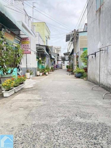 NHÀ TRỆT DIỆN TÍCH RỘNG GẦN 130M2 - CAO RÁO- H. 876 TRẦN NAM PHÚ