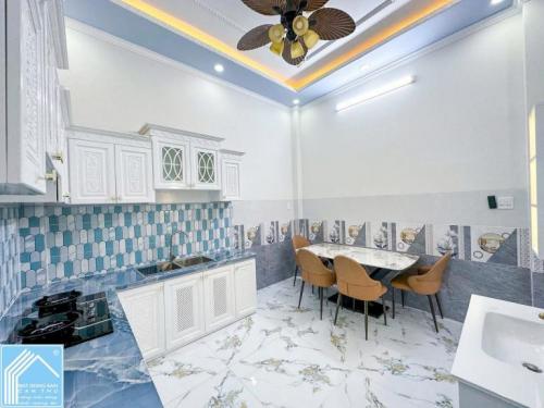 NHÀ TRỆT LẦU - HẺM 11 NGUYỄN VĂN LINH - AN KHÁNH - NINH KIỀU - CẦN THƠ
