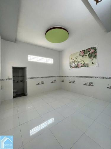 NHÀ TRỆT LẦU - LỘ Ô TÔ - HẺM 36 HOÀNG QUỐC VIỆT ( ĐỐI DIỆN BÁNH XÈO 7 TỚI )