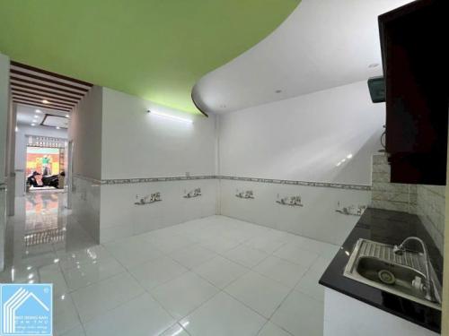 NHÀ TRỆT LẦU - LỘ Ô TÔ - HẺM 36 HOÀNG QUỐC VIỆT ( ĐỐI DIỆN BÁNH XÈO 7 TỚI )