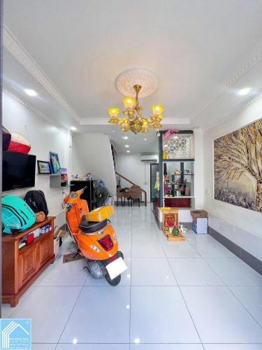 NHÀ TRỆT LẦU - MẶT TIỀN TRẦN KHÁNH DƯ - ĐỐI DIỆN ST VINCOM XUÂN KHÁNH
