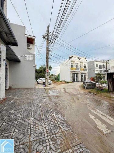 NHÀ TRỆT LẦU (CÓ SÂN ĐẬU ÔTÔ) - 2 MẶT TIỀN VIEW SÔNG - ĐẦU ĐƯỜNG TÔ VĨNH DIỆN (GẨN BỆNH VIỆN NHI )