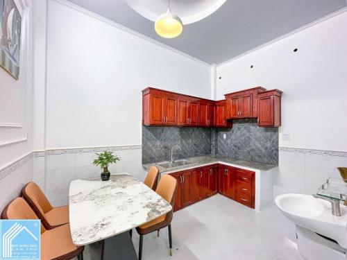 Nhà Trệt Lầu Đường 26 KDC Thới Nhựt 1 - Cách Chợ & Công Viên 30m, P.Tân An, TP.Cần Thơ
