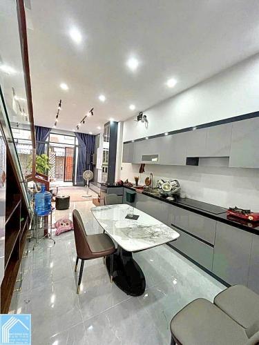 Nhà Trệt Lầu Giáp KDC Hàng Bàng đường Nguyễn Văn Linh, P.Tân An, TP.Cần Thơ