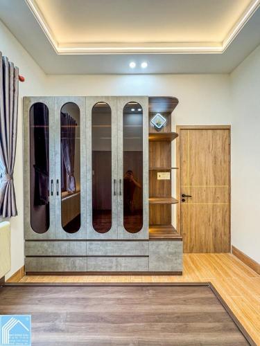 NHÀ TRỆT LẦU GÓC 2 MẶT TIỀN HẺM 160 TẦM VU - SAU LƯNG CĐ CẦN THƠ