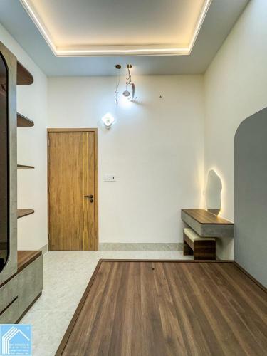 NHÀ TRỆT LẦU GÓC 2 MẶT TIỀN HẺM 160 TẦM VU - SAU LƯNG CĐ CẦN THƠ
