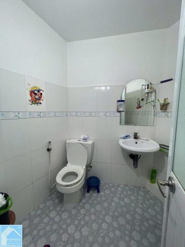 Nhà trệt lầu, hẻm 117, Đ. Hoàng Văn Thụ Ninh Kiều, Cần Thơ