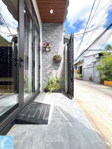 NHÀ TRỆT LẦU HẺM 160 TẦM VU THÔNG HẺM 50 TRẦN HOÀNG NA