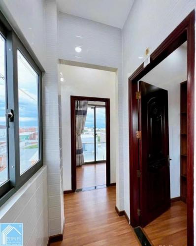 Nhà Trệt Lầu hẻm 25 Nguyễn Văn Linh - Kế Siêu Thị Mega - Đang Hoàn Thiện