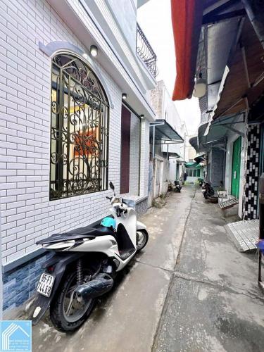 Nhà Trệt Lầu Hẻm nhánh Bờ Hồ Huỳnh Cương - Thông hẻm 125&137 Hoàng Văn Thụ, Q.Ninh Kiều