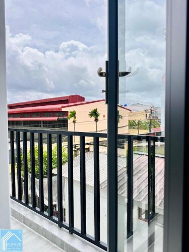 Nhà Trệt Lầu Hoàn Công Hẻm 27 Hồ Trung Thành thông ra Hẻm 71 Lê Hồng Phong 