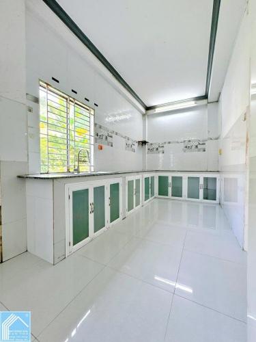 Nhà trệt lầu kiên cố diện tích rộng rãi ngay trung tâm Tp Cần Thơ. trục chính hẻm 41 Nguyễn Trãi