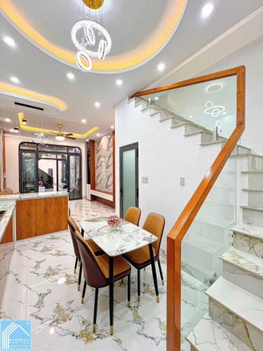 NHÀ TRỆT LẦU KIẾN TRÚC HIỆN ĐẠI MỚI HOÀN THIỆN - TẶNG FULL NỘI THẤT - HẺM 311 NG VĂN CỪ - CÁI KHẾ 