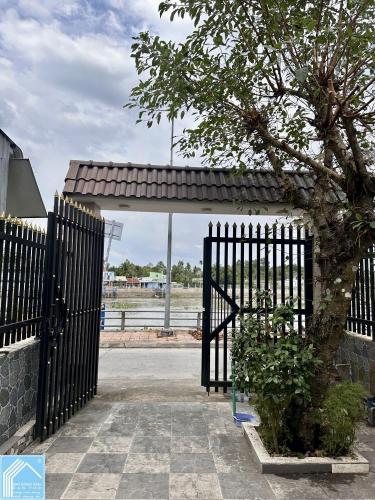 NHÀ TRỆT LẦU MẶT TIỀN BỜ KÈ SÔNG Ô MÔN, PHƯỜNG Ô MÔN, THÀNH PHỐ CẦN THƠ