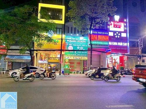 Nhà Trệt Lầu Mặt tiền đường Trần Hưng Đạo, P.Ninh Kiều, TP.Cần Thơ Nhà Trệt Lầu Mặt tiền đường Trần Hưng Đạo, P.Ninh Kiều, TP.Cần Thơ