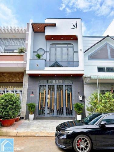 NHÀ TRỆT LẦU MỚI - KDC VĂN HÓA TÂY ĐÔ NHÀ TRỆT LẦU MỚI - KDC VĂN HÓA TÂY ĐÔ