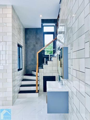 NHÀ TRỆT LẦU MỚI ĐẸP - HẺM 71 LÊ HỒNG PHONG - GẦN KDC NGÂN THUAN