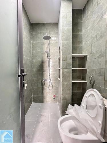 NHÀ TRỆT LẦU MỚI ĐẸP – HIỆN ĐẠIHẻm 194 thông hẻm 218, đường Nguyễn Thông, P. An Thới (cũ)