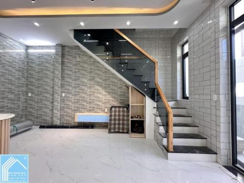 NHÀ TRỆT LẦU MỚI ĐẸP – HIỆN ĐẠIHẻm 194 thông hẻm 218, đường Nguyễn Thông, P. An Thới (cũ)