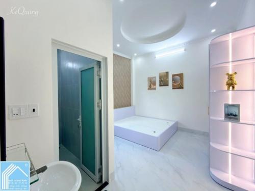 NHÀ TRỆT LẦU MỚI – FULL NỘI THẤT HẺM LT 12–20 NGUYỄN VĂN CỪ – GẦN ĐH Y DƯỢC & ĐH CẦN THƠ  