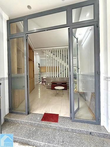 Nhà Trệt Lầu Trục chính hẻm 107 Hoàng Văn Thụ