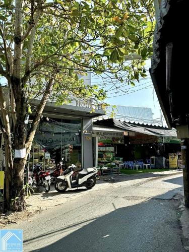 Nhà Trệt Lầu Trục chính Hẻm 51 Đ.3/2 - Giao Hồ Bún Xáng