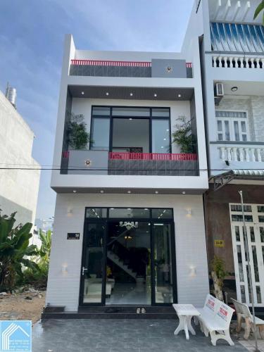 NHÀ TRỆT LẦU XÂY MỚI FULL NỘI THẤT - ĐƯỜNG 7A KHU DÂN CƯ VĂN HOÁ TÂY ĐÔ, P CÁI RĂNG, TP CẦN THƠ